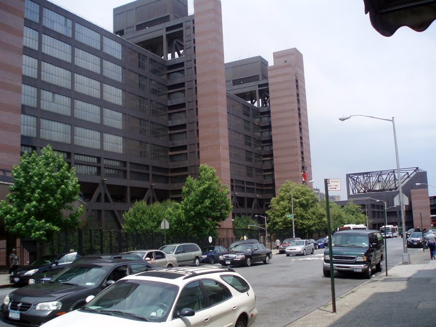 Walking Brooklyn Jun 21, 2010