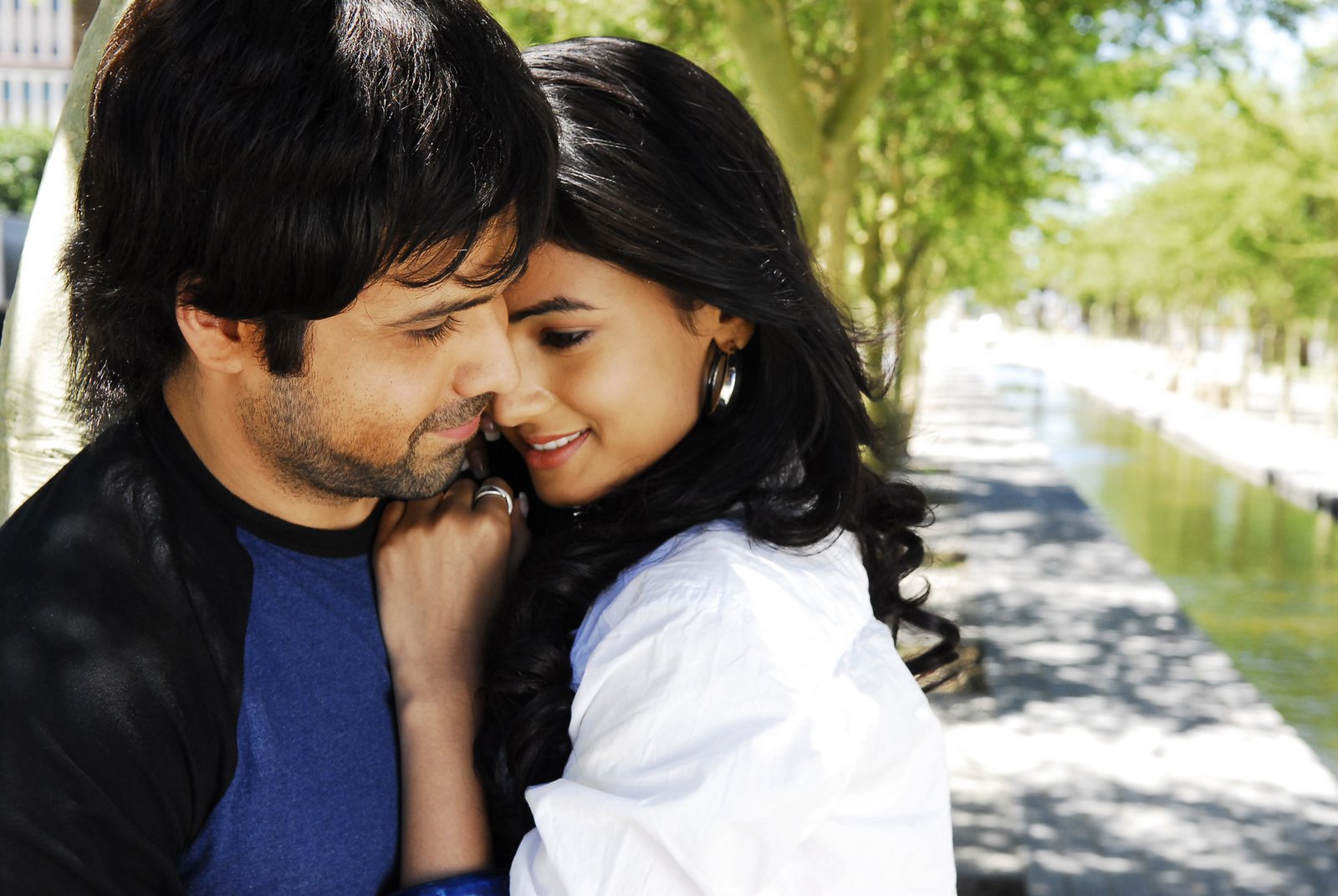Hot Images: Jannat Wallpaper Imran Hasmi Wallpapers Picture