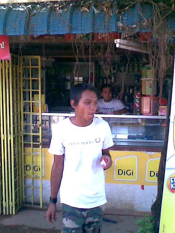 [Imej034_edited.jpg]