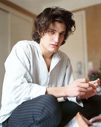 [a++Louis+Garrel++1.jpg]