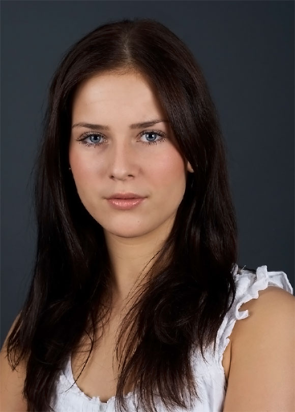 [modell_angelica_web.jpg]