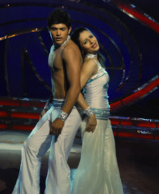 Hindi Serial Dance India Dance When Participants Of Season 1 Shook A Leg With Participants Of Season 2 Crazy Hindi Tv Serials Discover the wonders of the likee. crazy hindi tv serials blogger