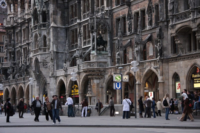 [Marienplatz.JPG]