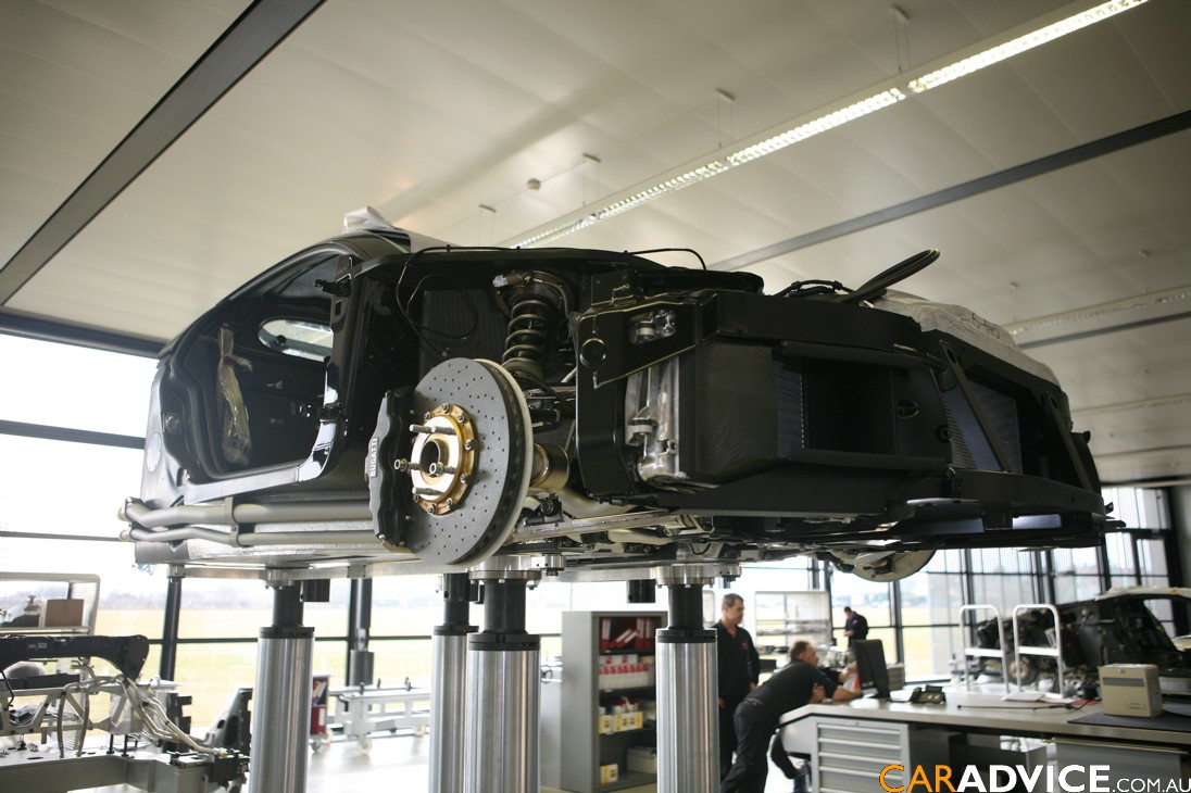 [veyron-mono.jpg]