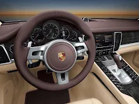 The 2010 Panamera Porsche dash