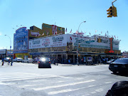 Coney Island Boardwalk. Nathan's Hot Dogs. New Goal: Hot dog eating contest? (dscf )