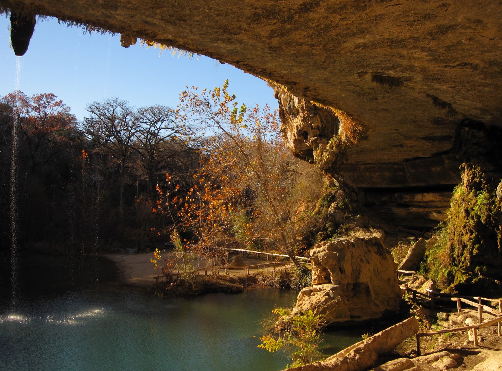 The Hikemasters' Trail Descriptions: Hamilton Pool Preserve, Texas Hill