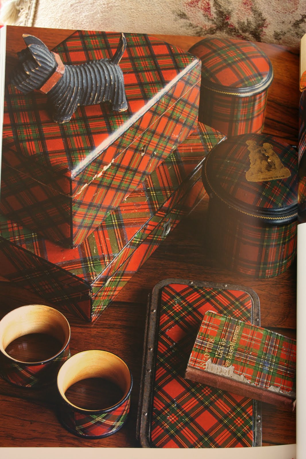 vignette design: Romancing The Plaid