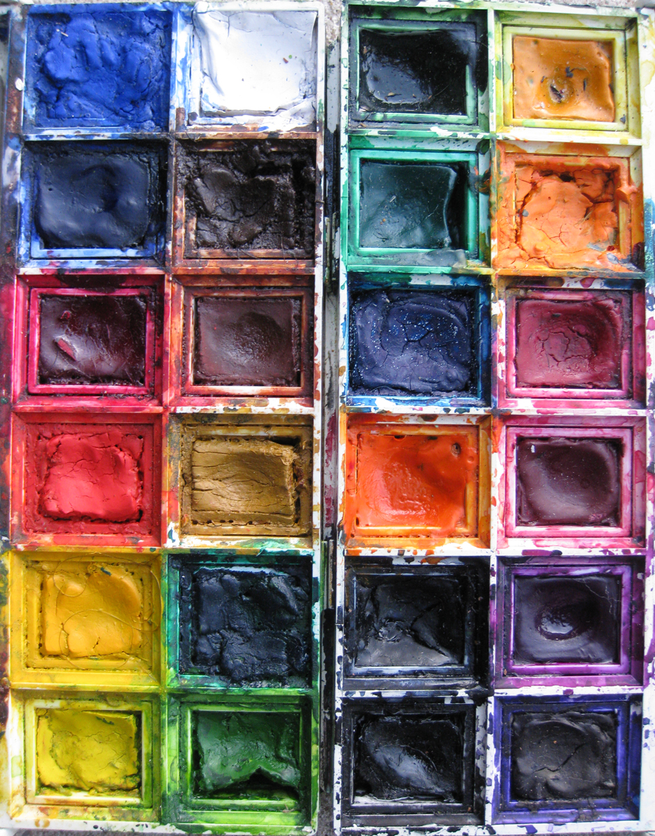 Colorful Things understanding cultural differences. ⋆ Ceramic