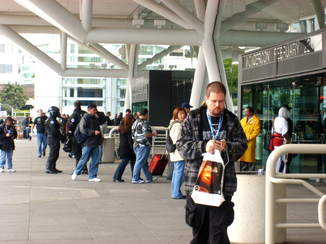 [02_vorderhalle.jpg]