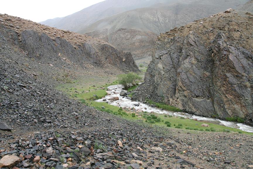 [Namajinrivervalley.JPG]