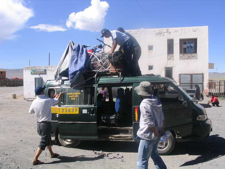 [vanloading.jpg]