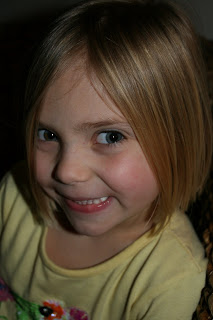 The Hamilton Family: The 5-year-old Haircut!