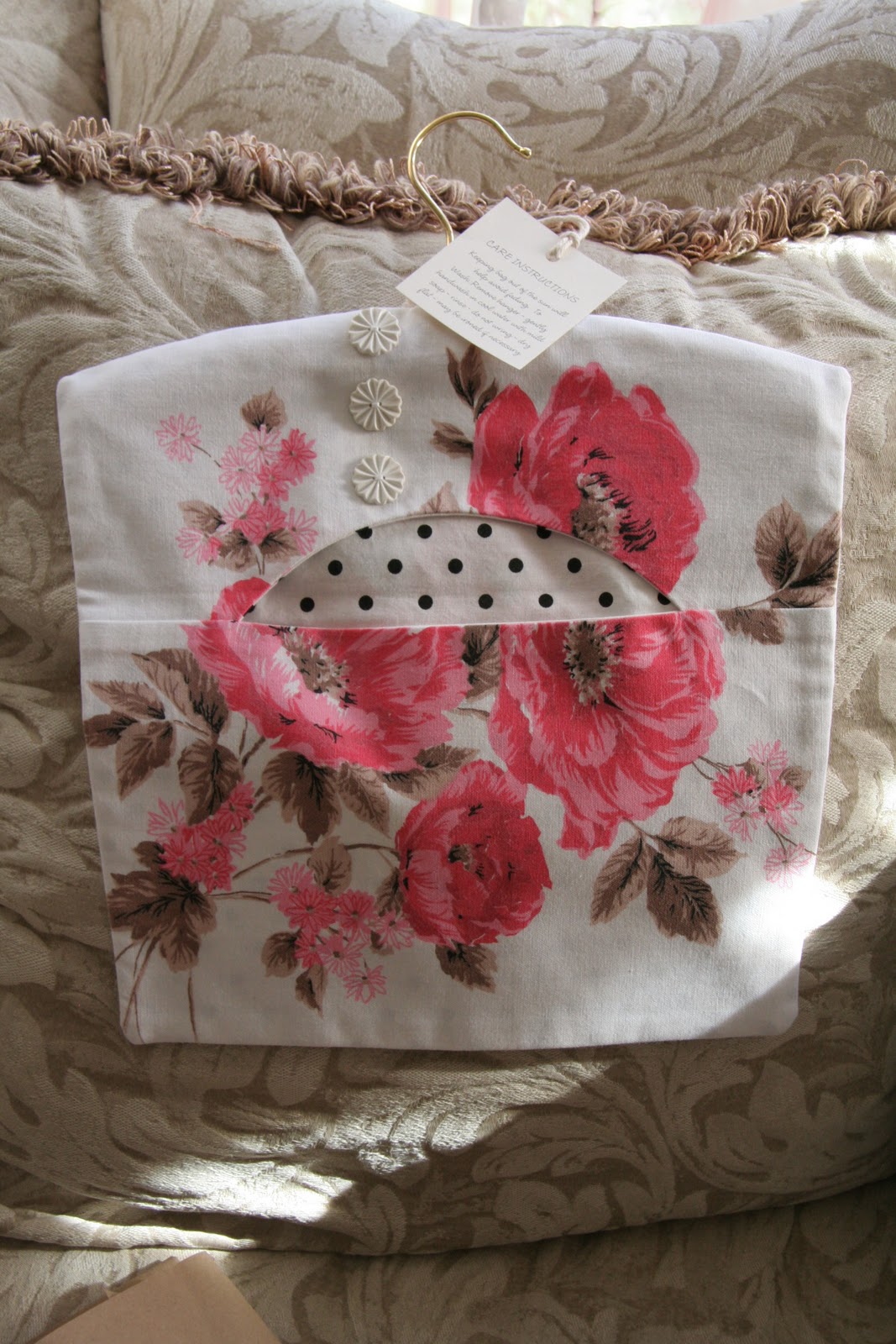 Rosebud Quilting Vintage clothespin bag