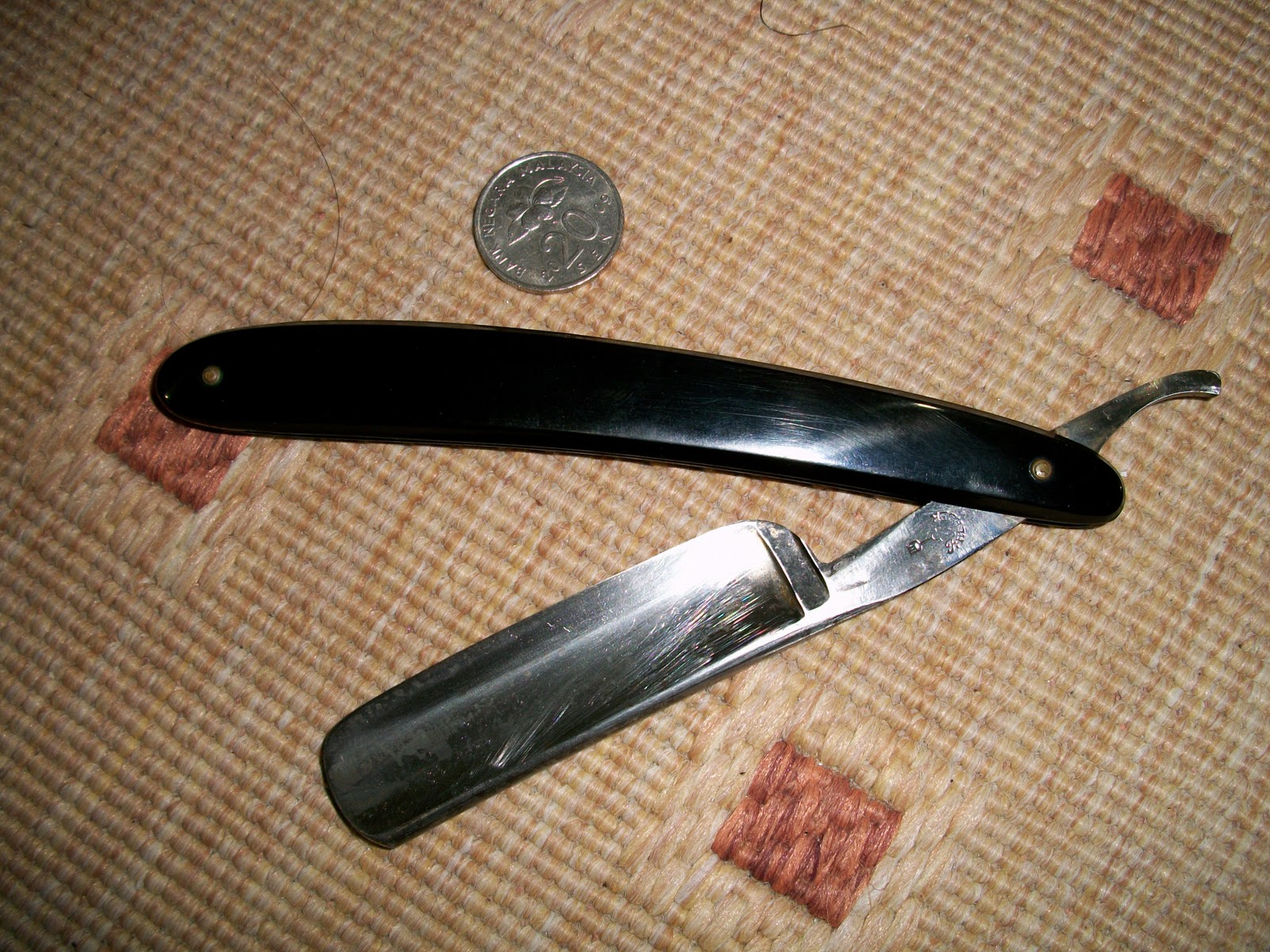 collectible items Solingen Straight Razor Blade New Old Stock
