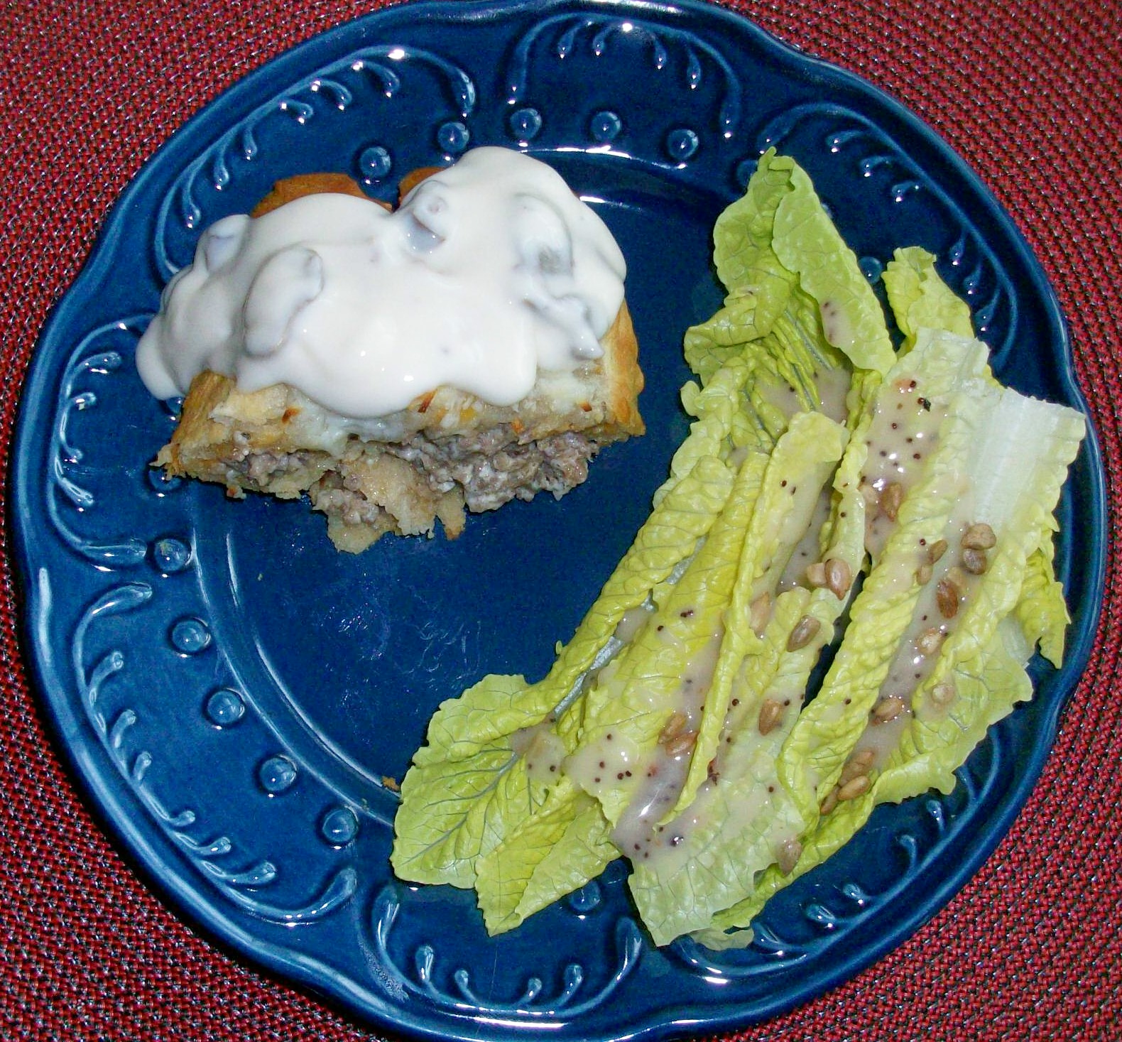 [Italian+Sausage+Roll+with+Alfredo.jpg]