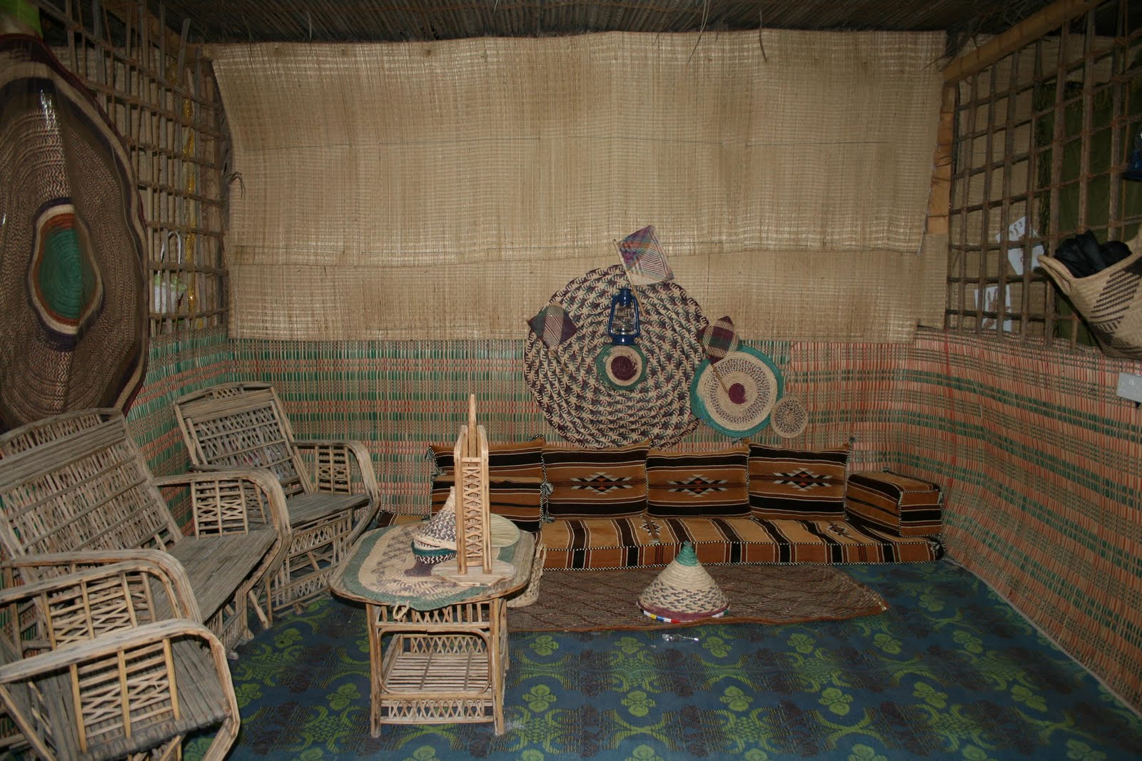 [Photo+Souk.JPG]