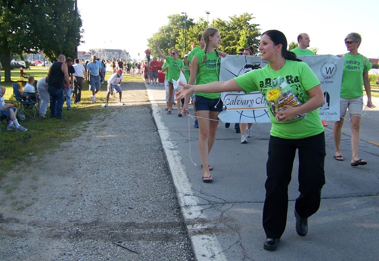 Racine Post Let the races begin! Parade, ceremony kicks off Dragon