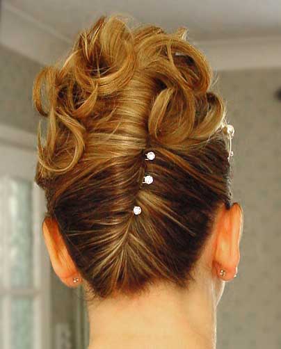 prom hairstyles updos 2009. emmy rossum updo homecoming