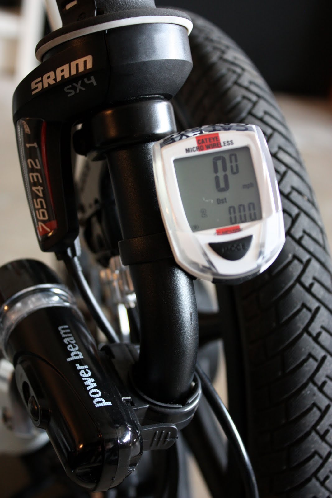 cateye micro wireless cycling computer review cateye micro wireless cycling computer review