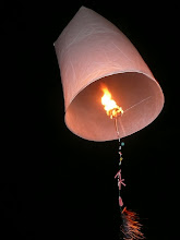 Loy Krathong 081112