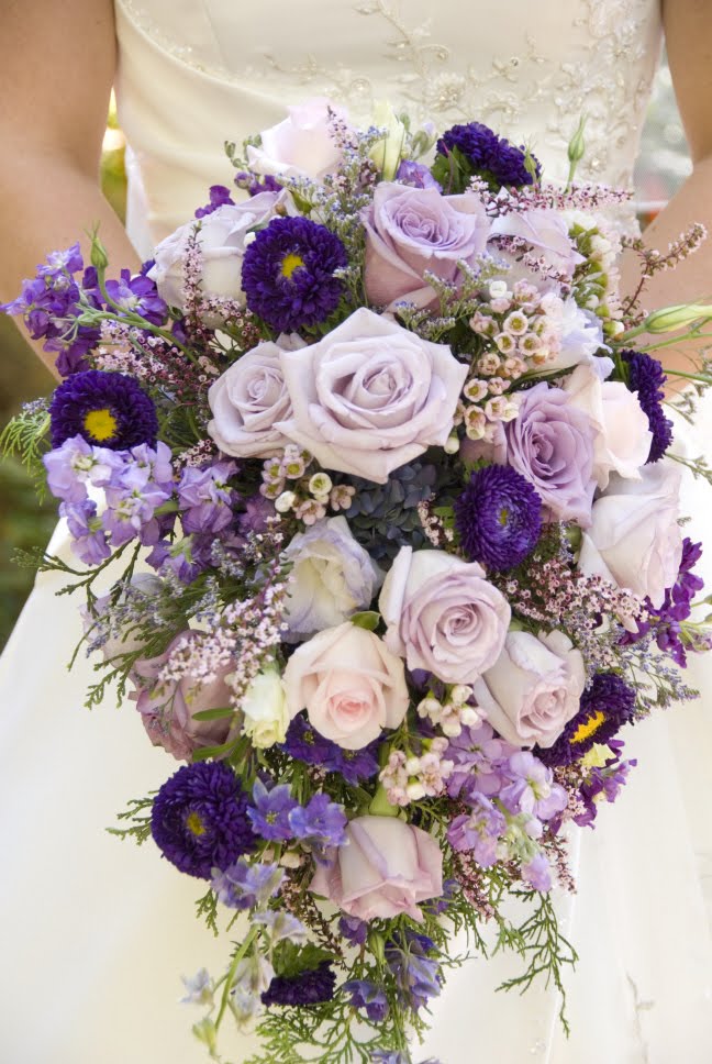Wholesale Artificial Silk Flowers, Wedding Bouquets & Arrangements