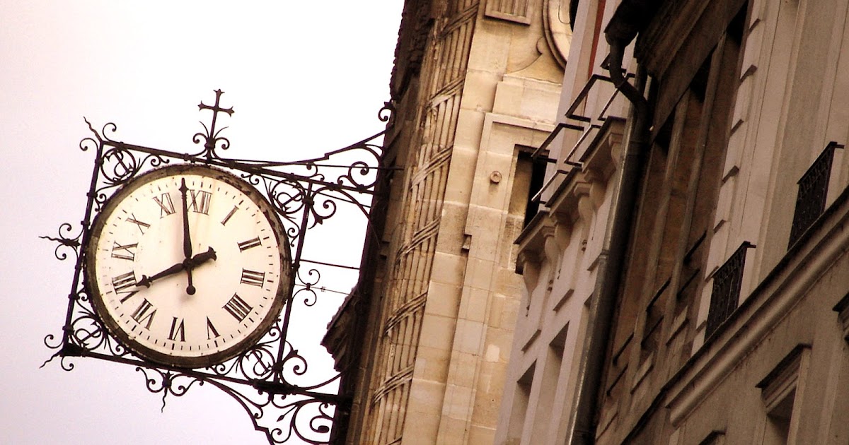 ParisDailyPhoto Time change