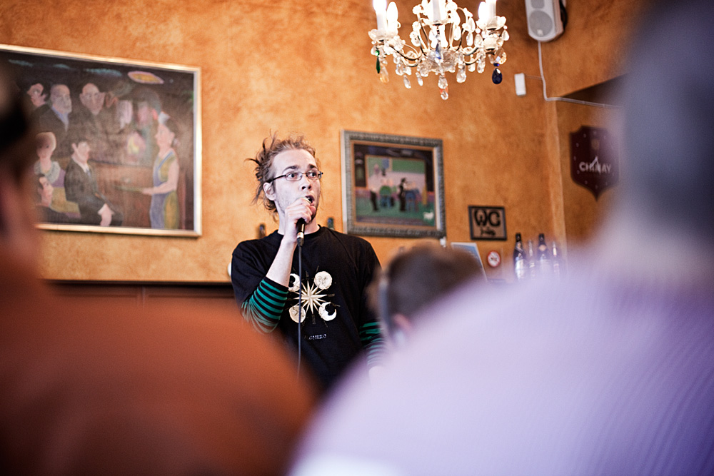 [SK_PoetrySlam09_03.jpg]