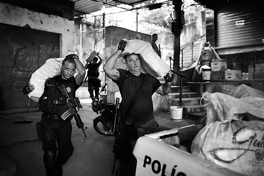 10 Fotos da Violência no Rio de Janeiro - 06