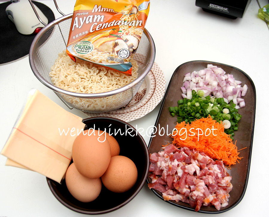 Table for 2.... or more Noodle Pancake