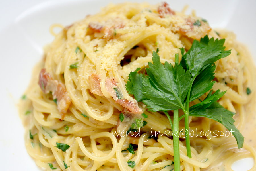 Table for 2.... or more Spaghetti Carbonara