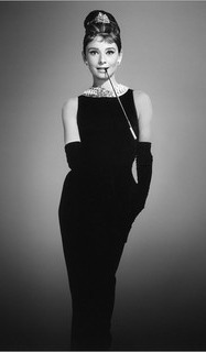 [Audrey+Hepburn_Breakfast+at+Tiffany's_Givenchy+gown.jpg]