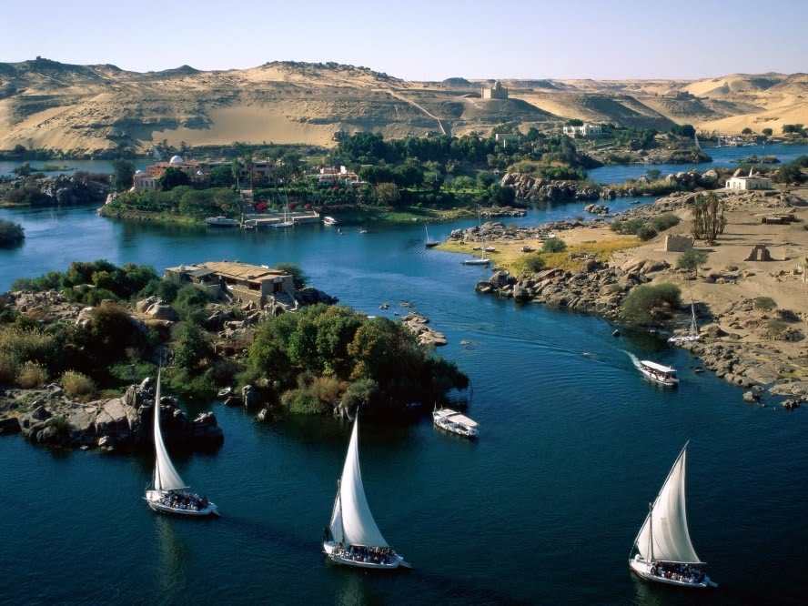 النهر الخالد Nile%20River,%20Aswan,%20Egypt