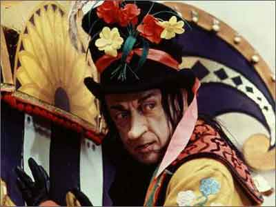 [chitty_chitty_bang_xl_01.jpg]