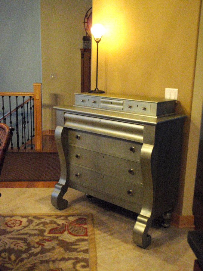 glam in a can Craigslist Dresser Makeover
