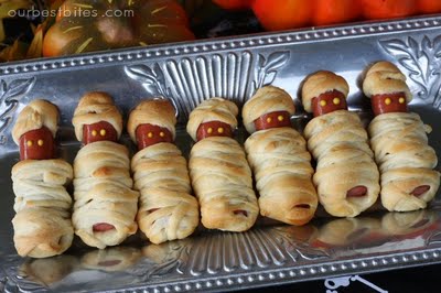 [mummies.jpg]