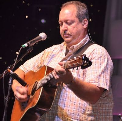 Wayne Benson of IIIrd Tyme Out