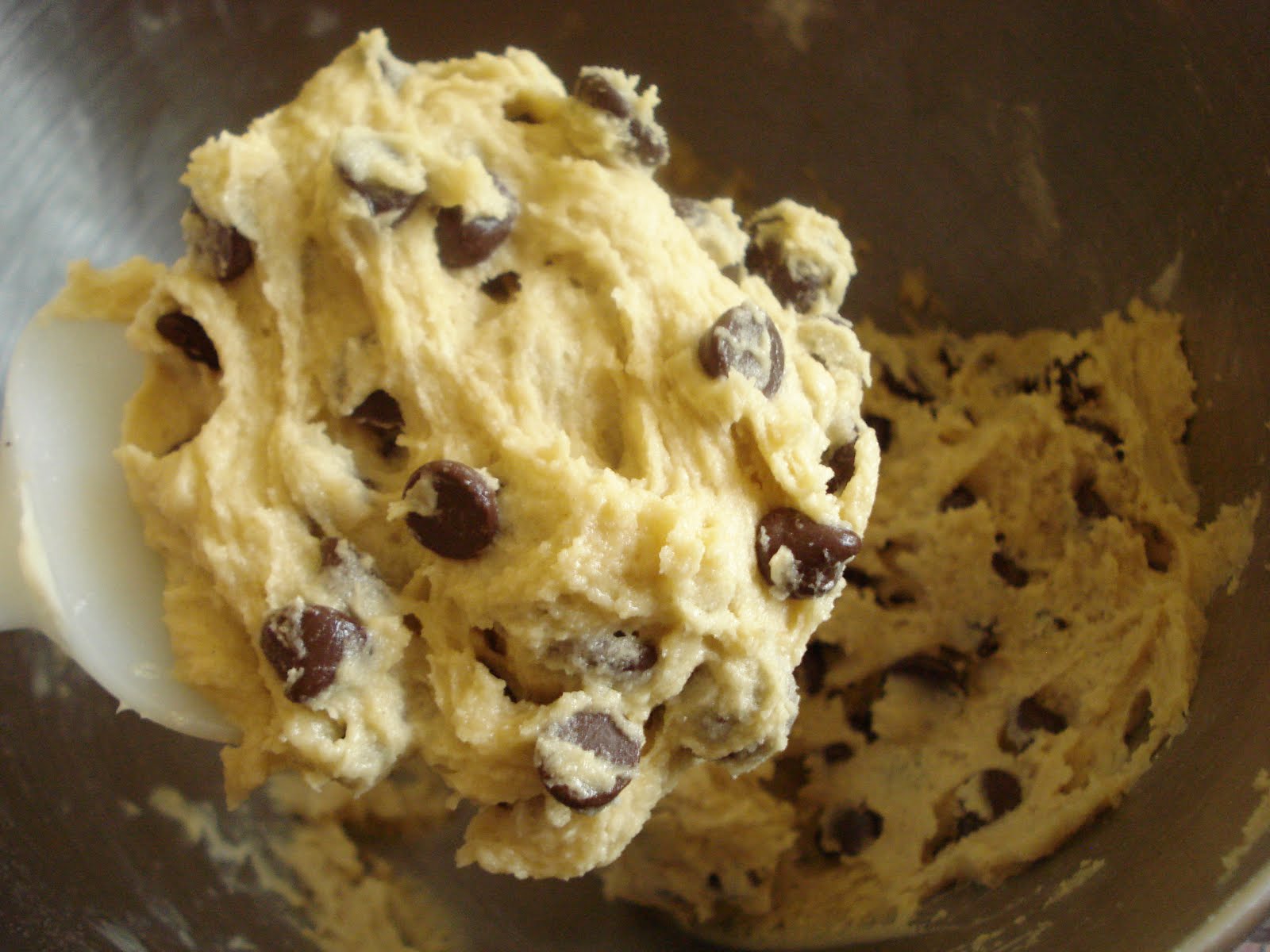 The Cookie Scoop Quintessential Chocolate Chip Cookies