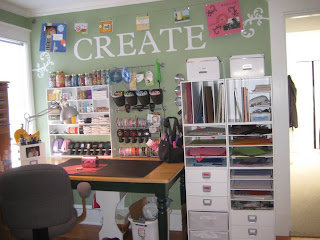 Craft Ideasbudget on Has Tons Of Shelves And Lots Of Great Storage And Organization Ideas