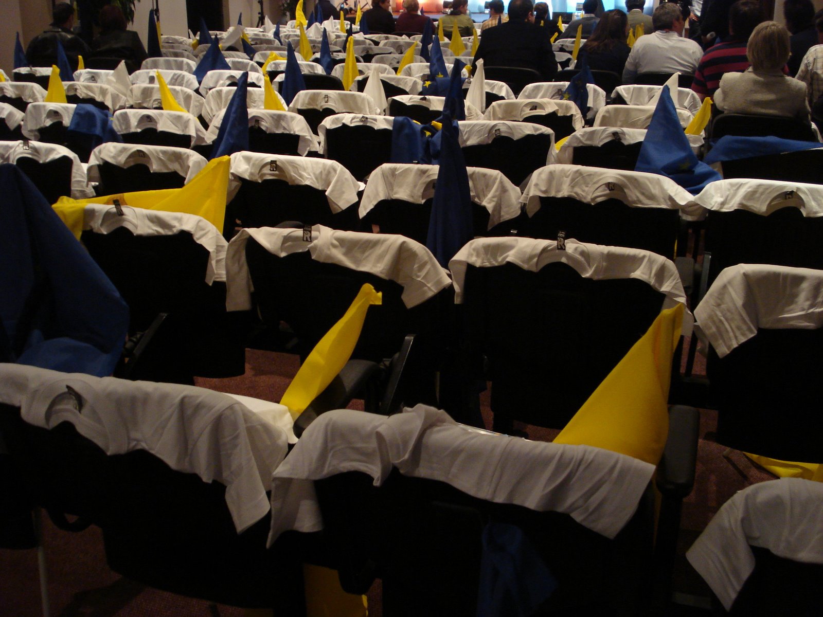 [DSC02048.JPG]