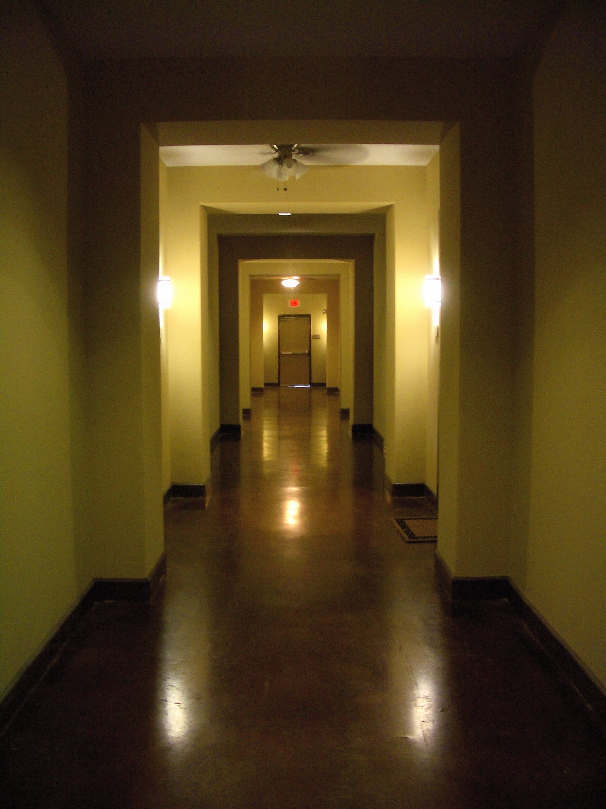 [hallway.jpg]