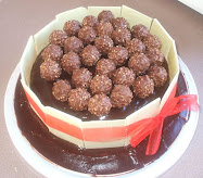 CHOCOLATE & KAHLUA MUD CAKE