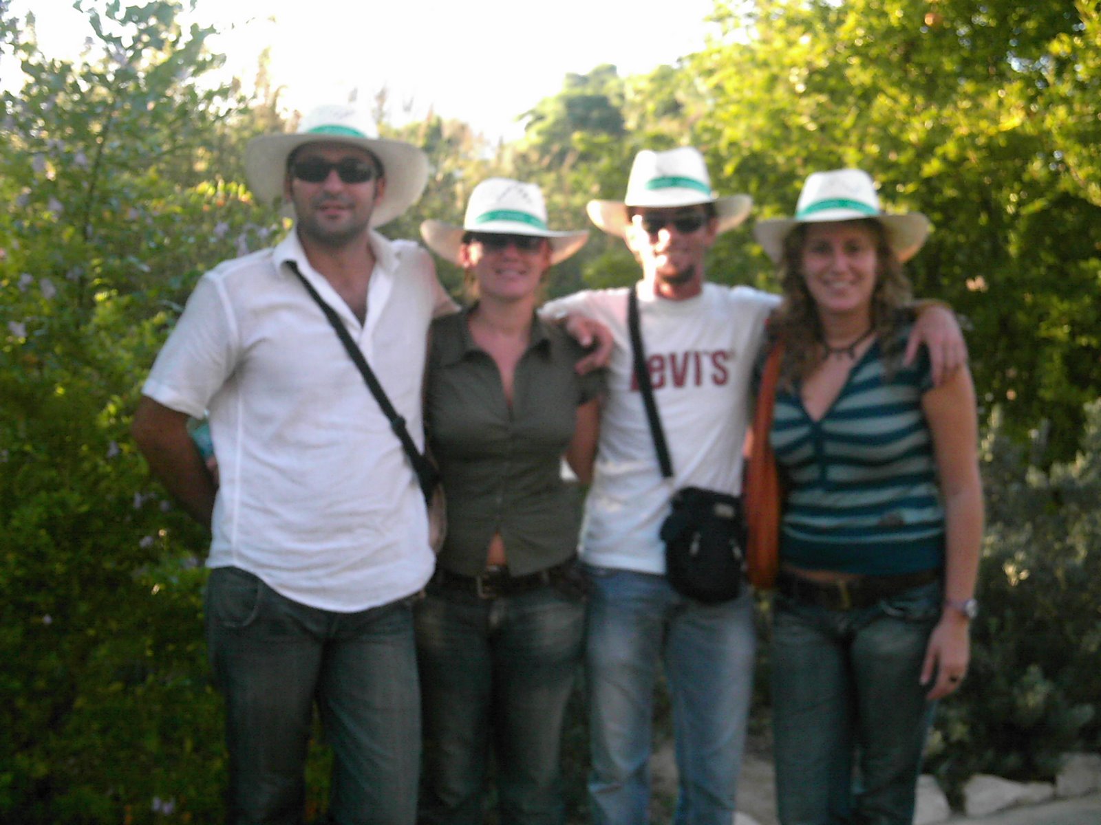 [IMG_0090.JPG]