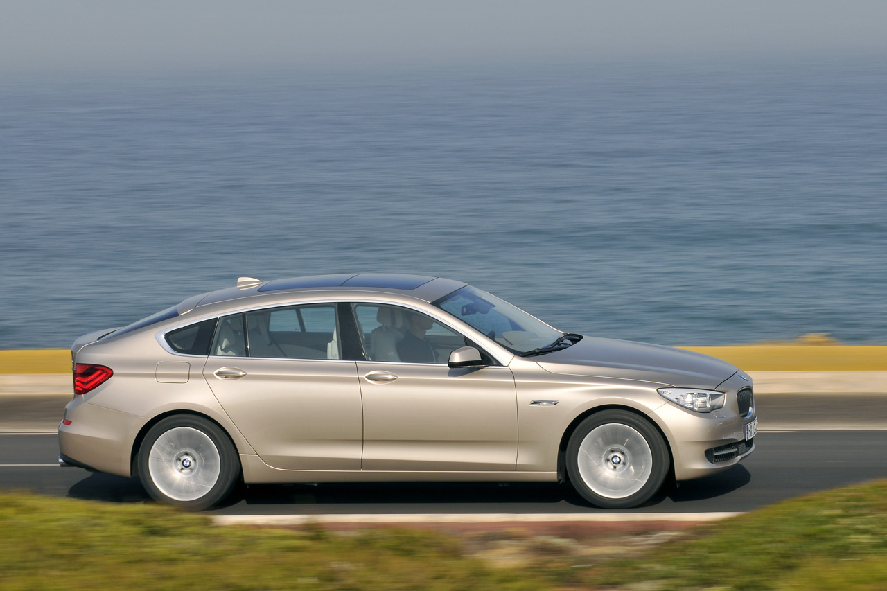 BMW 5 Gran Turismo панорамная крыша
