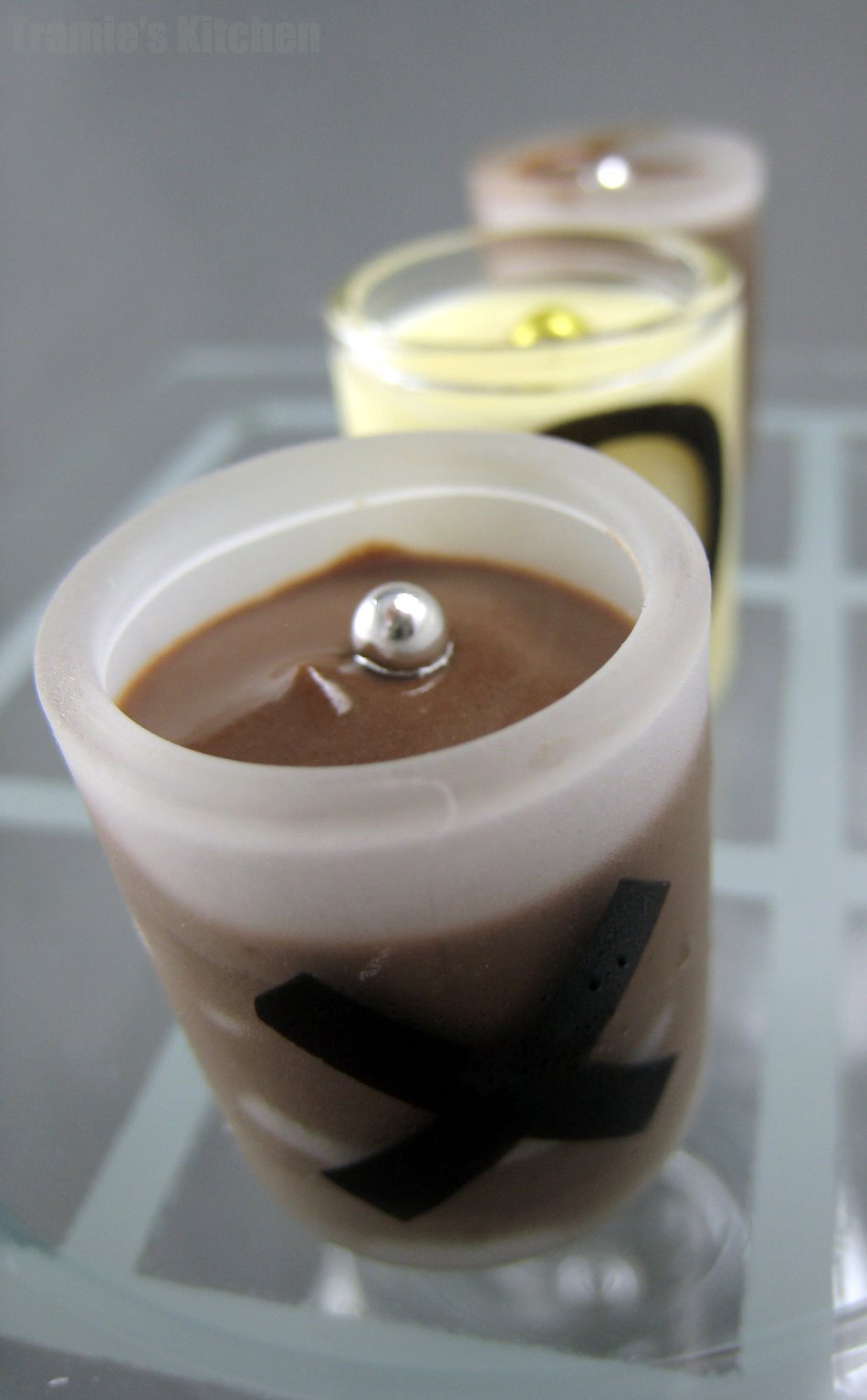 [Custard_Mokahlua_WhtCointreau_01d.jpg]