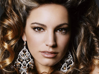 Free unwatermarked wallpapers of Kelly Brook at Fullwalls.blogspot.com