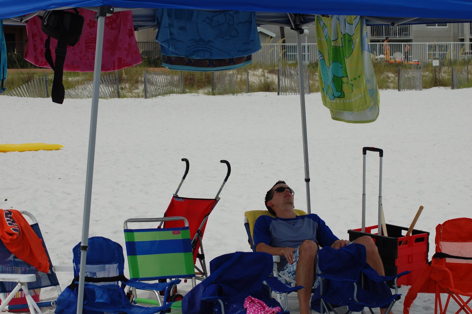 [beach2009+049.JPG]