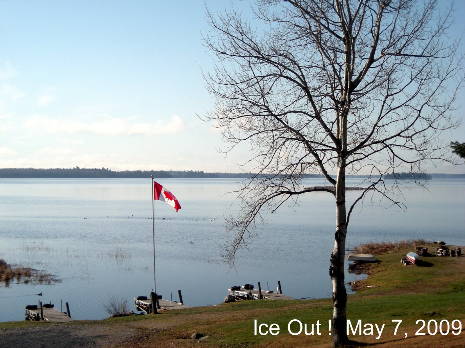 [ice+out+2009+032.jpg]