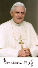 Su Santidad Benedicto XVI, Supremo Pontífice emeritus
