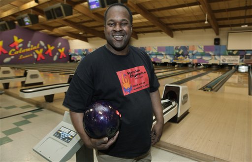 [Kolan+McConiughey+special+olympics+bowler.jpg]